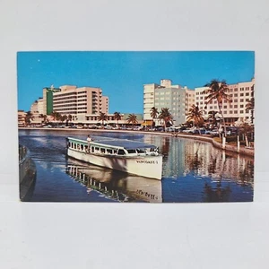 Lake Pancoast on Miami Beach, FL - 1955 Cartolina non inviata - Foto 1 di 2