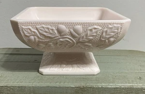 Vintage Jeanette Shell Milk Glass Pedestal Bowl Candy Dish Acorns Light Pink - Picture 1 of 4