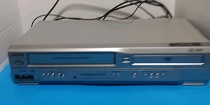 Sanyo DVW-7200 DVD/VHS Videorecorder Kombiplayer Recorder ohne Fernbedienung getestet mit Kabeln - Bild 1 von 8