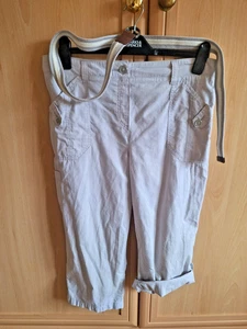 Ladies grey pinstripe cropped trousers - Size 14 - Picture 1 of 6