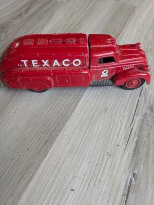 De colección ERTL 36 Dodge Airflow Texaco Diecast Coin Bank Edición 1993 #10 Foto 1 de 4