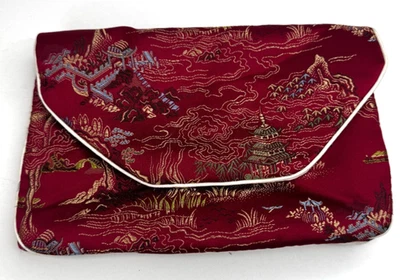 Bolsa de cosméticos vintage de seda roja con cierre de botón Foto 1 de 4