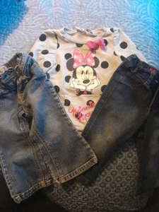 Minnie Mouse Sweater W/ 2 Pair Nice 18 Mth Girls Jeans Disney, Place, & Wrangler - Picture 1 of 12