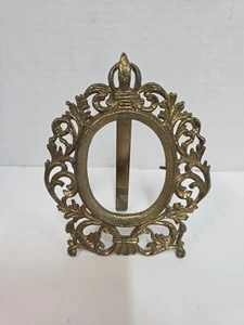 Oval Picture Frame Ornate Goldtone Metal VIP Easel Freestanding Vintage - Picture 1 of 9