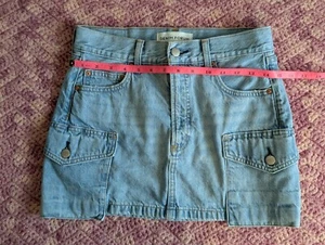 Aritzia Denim Forum the '90s cargo mini denim skirt light medium cotton 25W - Picture 1 of 8