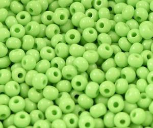 Tschechische kleine Glasperlen Größe 5/0 "FRÜHLINGSGRÜNE BLÄTTER" lose 50 Gramm - Bild 1 von 4