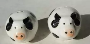 Cow Figurines Salt & Pepper Ceramic Hand Painted Black Spotted White Stoppers - - Picture 1 of 1