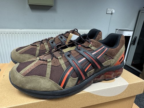 Asics Gel Sonama 180 Nuovo UK 12 Marrone Scuro Nero