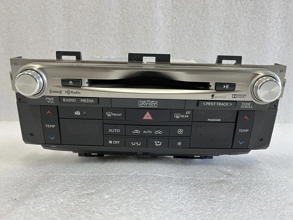 Radio Lexus GS350 2014 marca Levinson con control de temperatura P10819 86130-30600 Foto 1 de 3