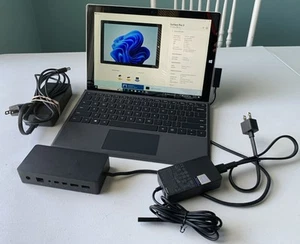 Microsoft Surface Pro 3 12" i5 128GB SSD 4GB RAM Win10Pro And Docking Station - Picture 1 of 14