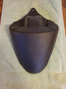 2003 Harley Davidson V-Rod Passenger Seat  RDW 92/61-0067 - Picture 1 of 6