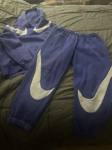 Women Nike Sportswear Swoosh Fleece Hoodie And Joggers Purple/White Sz Sm/Med - Picture 1 of 12