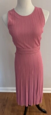 Christian Dior Women's Sleeveless, Criss-Cross, Open Back, Pink Dress. Size 6 - Image 1 of 4
