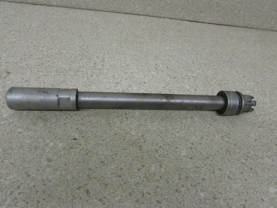 EJE RUEDA DELANTERA HONDA CB400TI CB400TII HAWK CB450T CM400A CM400E CM400T CX500 Foto 1 de 1