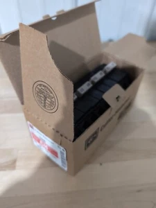 Lot of 5 Original Circuit Breakers Eaton Cutler Hammer CH260 60 Amp 2 Pole - Picture 1 of 3