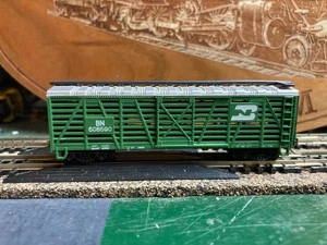 UNKNOWN MAKE   N SCALE BURLINGTON STOCK CAR #508590 - Picture 1 of 3