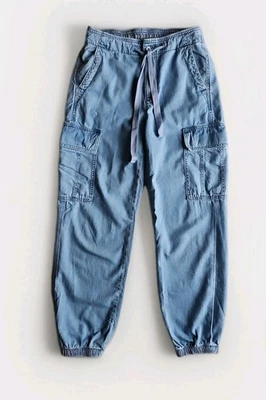 American Eagle Blue Chambray Cargo Jogger Pants Women's Size 2 Short - Image 1 of 4