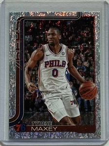 2025-26 Topps Basketball Tyrese Maxey Sandglitter #21 Philadelphia 76ers - Foto 1 di 2