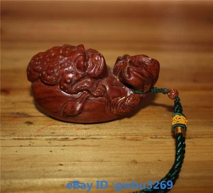 Colecciona madera china Huali tallada a mano * Bolsa de dinero Jinchan * Colgante 22465 - Imagen 1 de 6
