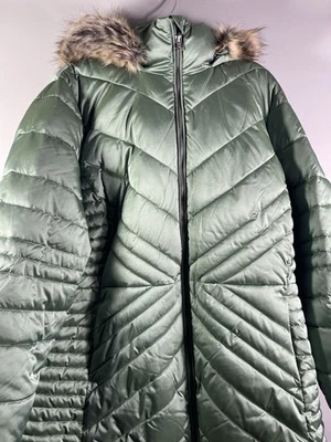Lands' End Women's Faux Fur Hooded Puffer Down insulated Winter Jacket 2X~Green - Image 1 of 4