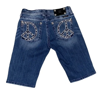 Antigo Shorts Y2K Miss Me desbotado strass cintura média corte tamanho 28 desgastado - Imagem 1 de 4