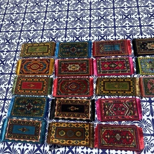 30 alfombras persas orientales de seda para cigarrillos de lujo tabaco casa de muñecas con Providencia - Imagen 1 de 7