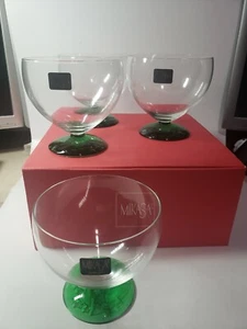 Mikasa Season's Glow Holiday Weihnachtsbaum Fuß Dessert Parfait Gläser Neu im Karton - Bild 1 von 5