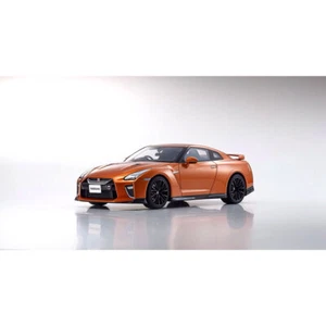 1:18 Kyosho - 2020 Nissan GT-R - Orange - Picture 1 of 4