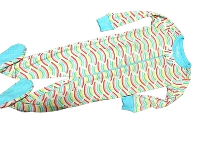 C8!¡GUAU! Nuevo con etiquetas 18-24M The Children's Place TODO EL ARCO IRIS Pijama con patas para dormir Foto 1 de 2