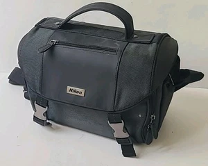 Genuine OEM Nikon Camcorder DSLR Bag 11714 Model Carrying Case Shoulder Strap - Picture 1 of 8