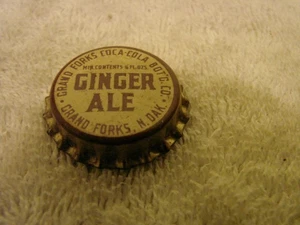 COCA-COLA GINGER ALE GRAND FORKS N. DAKOTA CROWN BOTTLE CAP CORK BACK UNUSED EXC - Picture 1 of 4