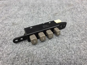 2001-2006 LEXUS LS430 OEM FRONT LEFT DRIVER SIDE SEAT MEMORY CONTROL SWITCH - Picture 1 of 8