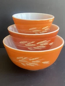 3 cuencos mezcladores vintage Pyrex cosecha otoño trigo anidación #401, 402 y 403 - Imagen 1 de 7