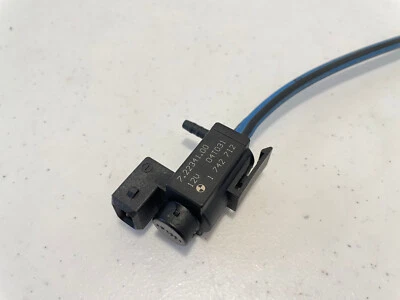 04 Válvula de control de vacío eléctrica BMW 745Li E66 1742712 OEM USADA Foto 1 de 4