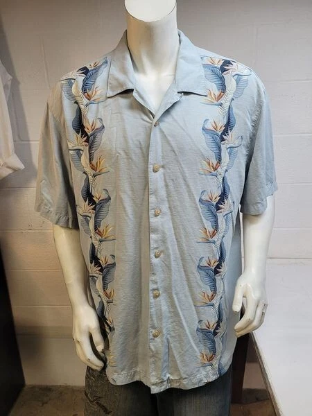 Paradise Collection  short sleeve casual  blue shirt size 2xl   / we2938 r1 t13 - Image 1 of 4