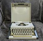 Vintage Olympia Traveller De Luxe S Typewriter