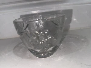 Vintage Anchor Hocking Clear Pressed Glass Berry Bowl Star of David Pattern - Picture 1 of 3