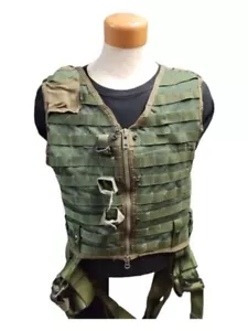 U.S. Armed Forces CWU - 33 Survival Vest - Picture 1 of 6