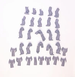 Rubric Marines Leg & Tabard Bits (x10) - Warhammer 40k Chaos Thousand Sons - Bild 1 von 1