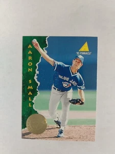 1995 Pinnacle 141 Aaron Small Blue Jays - Picture 1 of 2