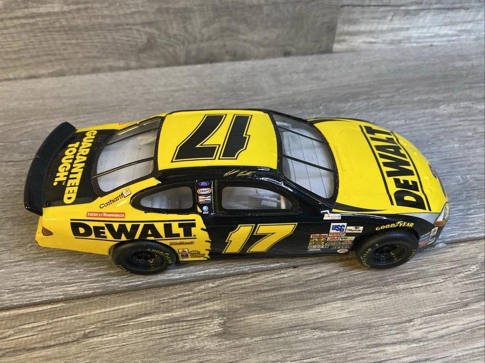 Matt Kenseth 1999 Team Caliber Owners Dewalt Bristol Hotwheels Foto 1 de 4
