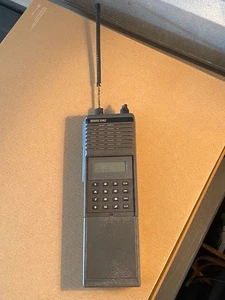 Radio bidireccional Bendix King EPU4992M UHF 450-512 MHz 210 canales 4 vatios - Imagen 1 de 5