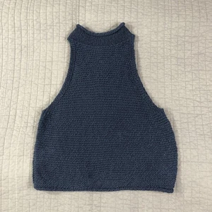 Pilcro Pullover Tank Damen klein blau Strick ärmellos gerollt Stehkragen bauchfreies Oberteil - Bild 1 von 20