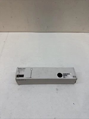 Lámpara de pie IKEA BARLAST negro/blanco 59" 704.378.14 Foto 1 de 3