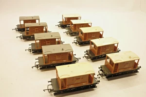 10 x TRI-ANG 00 gauge BRAKE VANS - BROWN - R030,                              x - Picture 1 of 18