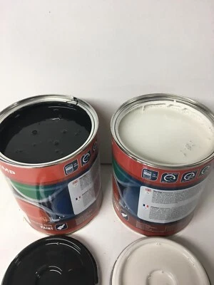 Bobcat White & Charcoal Grey Digger Paint E-Series Enamel Paint 1 Litre Tins