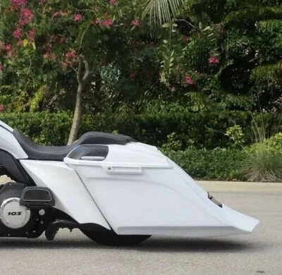 ALFORJAS ESTIRADAS HARLEY DAVIDSON, GUARDABARROS TRASERO Y CUBIERTAS LATERALES TOURING 96-2007 Foto 1 de 4