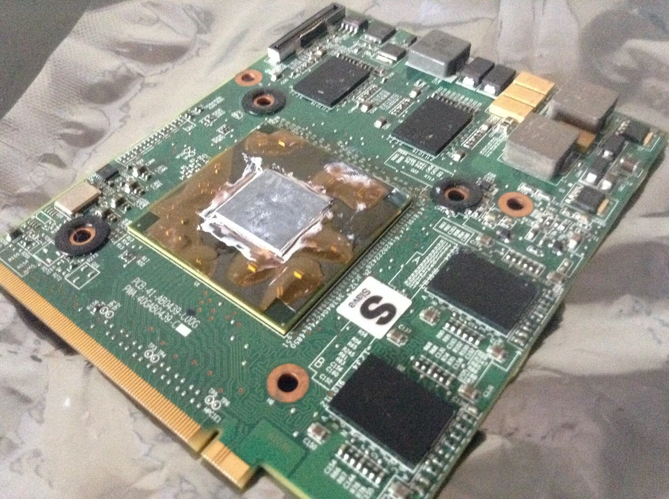 Alienware M17-R1 M9750 3870m Slave 512MB Laptop Video Card ALWH-40GAB0439-C40S - Image 1 of 2