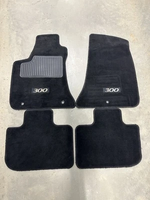 Alfombrillas Chrysler 300 2011-2023 alfombrillas OEM LD LX Magnum Challenger cargador Foto 1 de 4