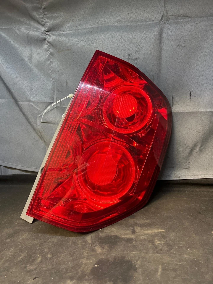Fits 2003-2008 Honda Pilot Right Taillight Assembly OEM:7005531 Foto 1 de 4